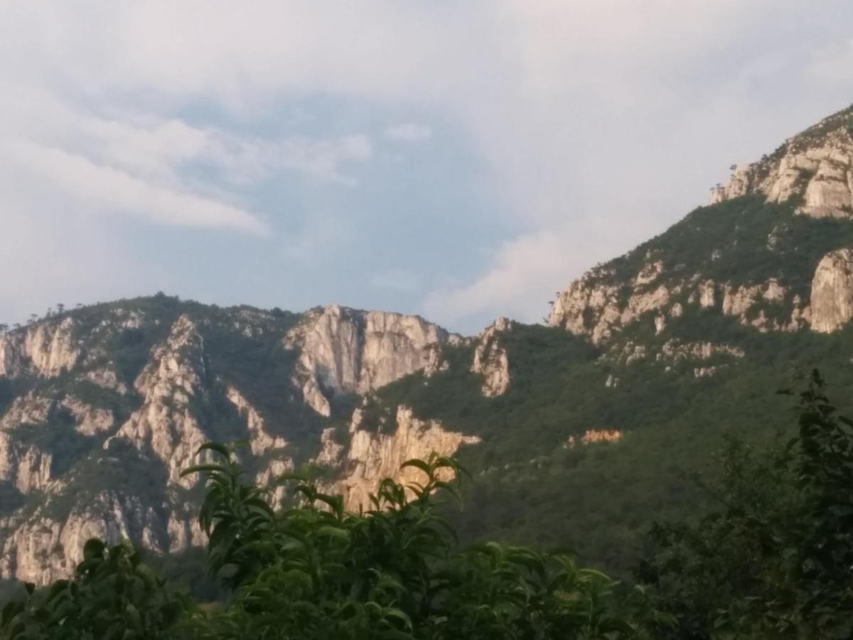 Pension Casa Anadam Băile Herculane Exteriör bild